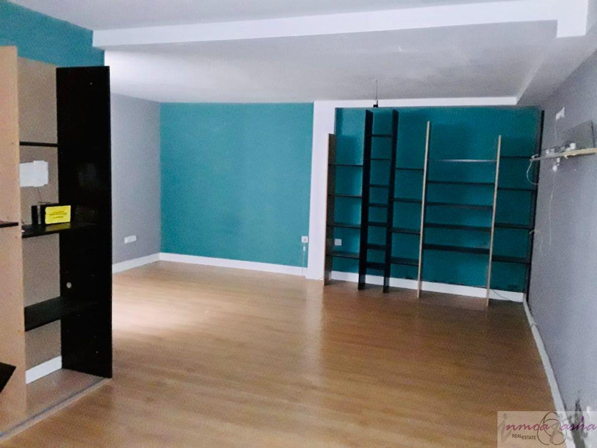 For sale of flat in Madrid