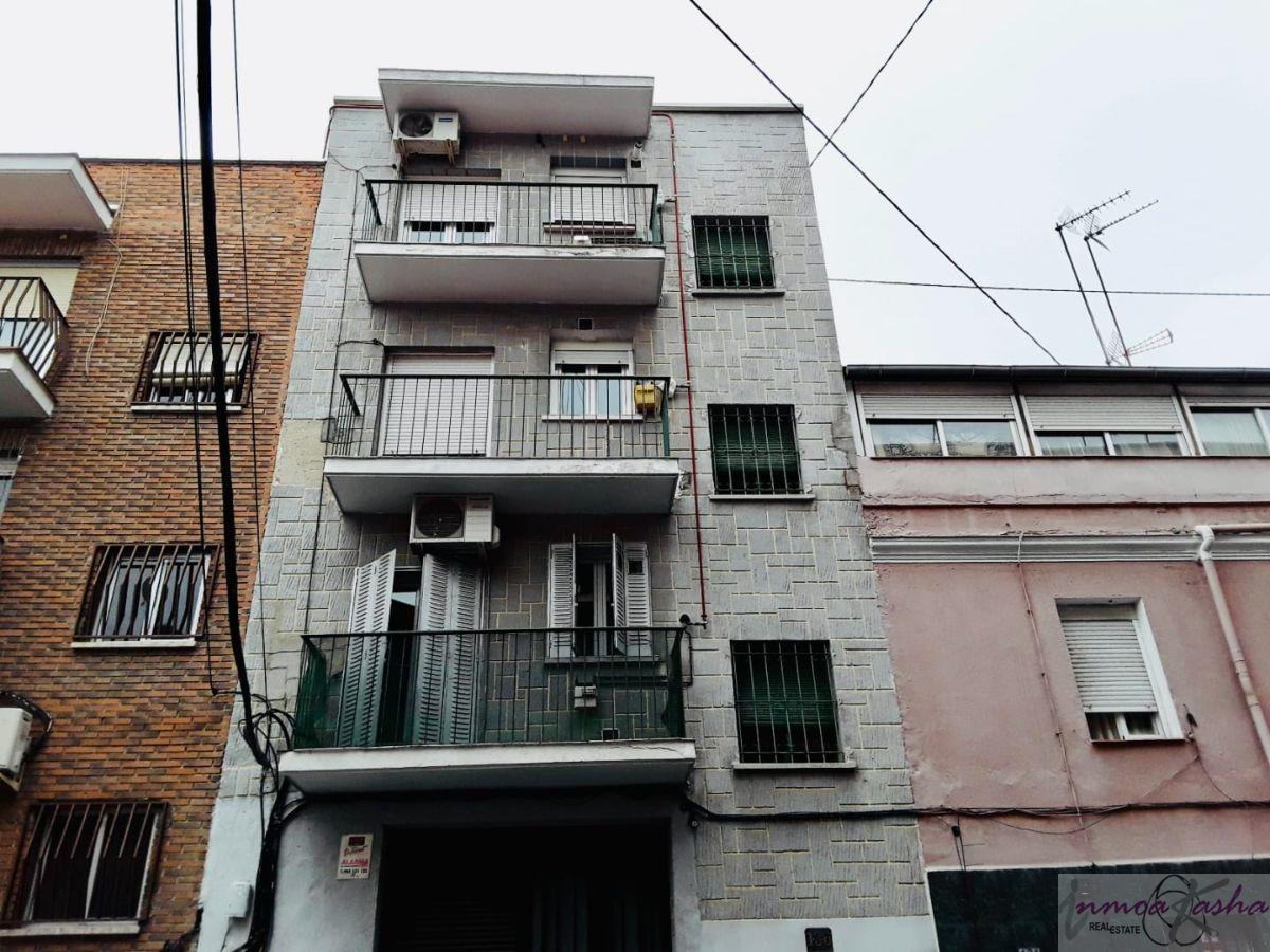 For sale of flat in Madrid