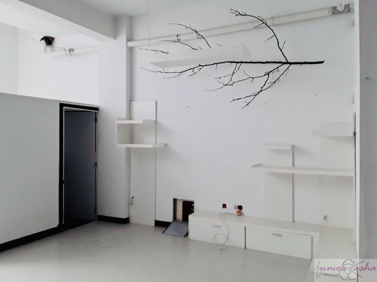 For sale of flat in Madrid