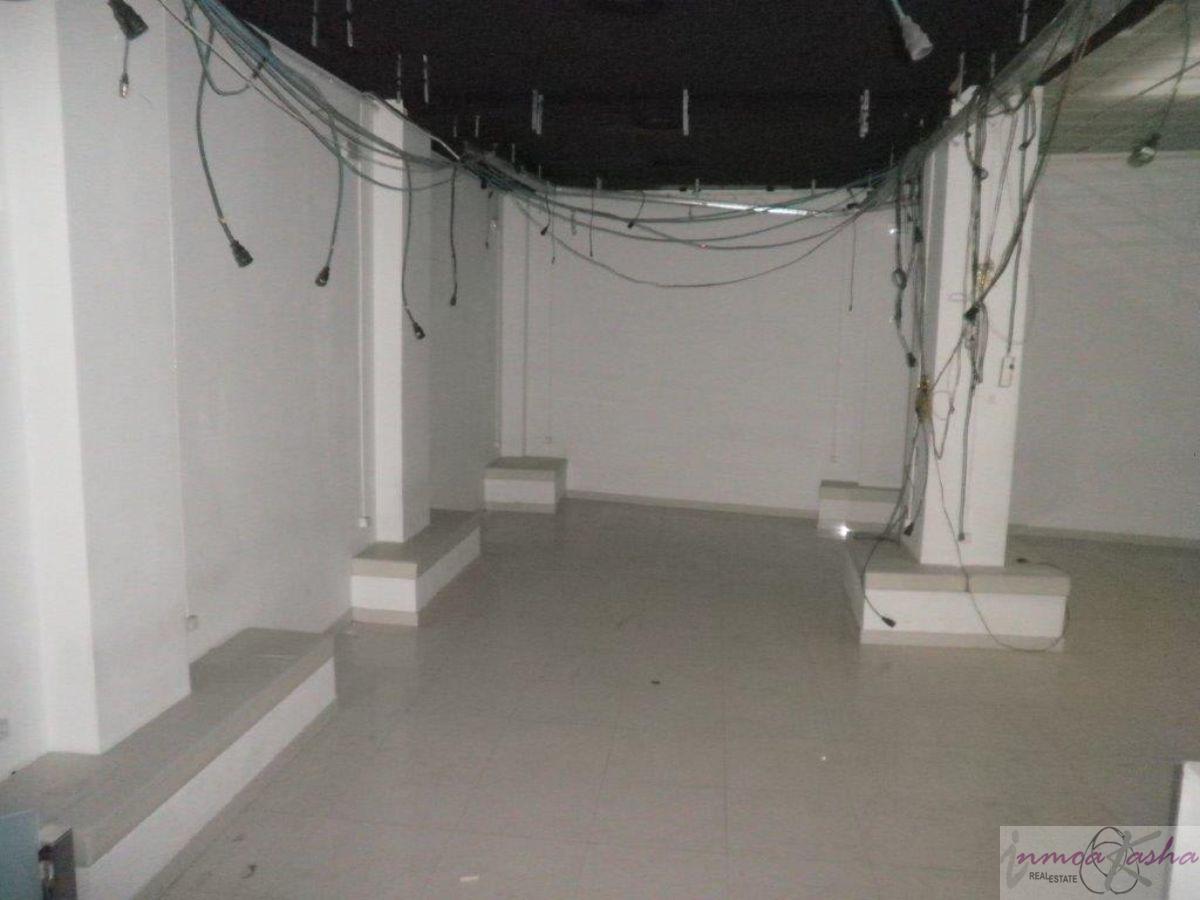 For sale of commercial in Madrid