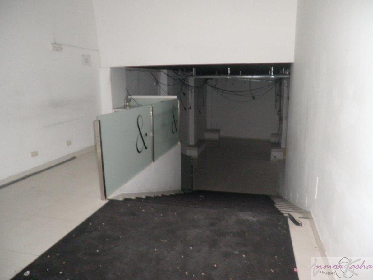 For sale of commercial in Madrid