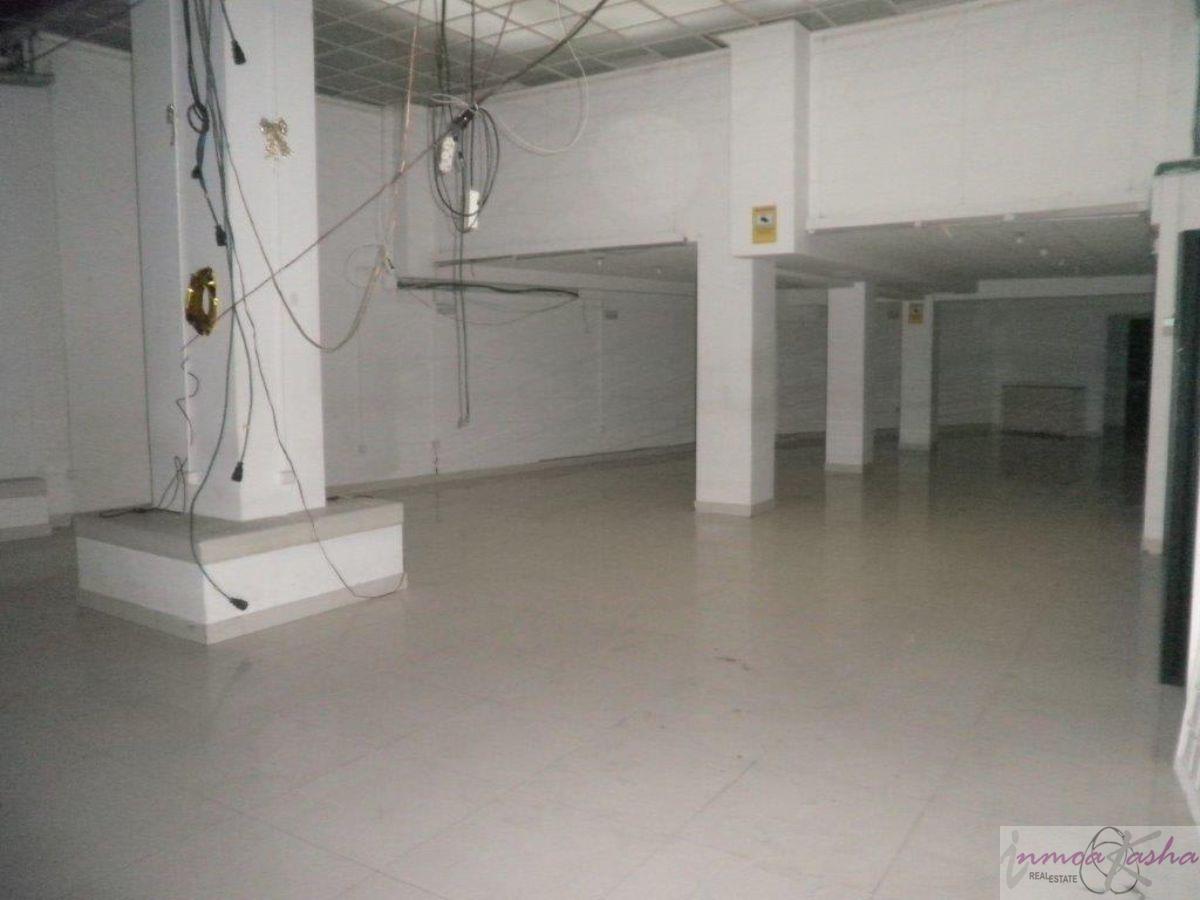 For sale of commercial in Madrid