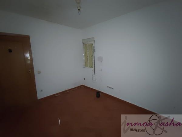 For sale of apartment in Madrid