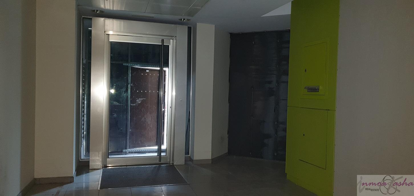 Venta de local comercial en Madrid
