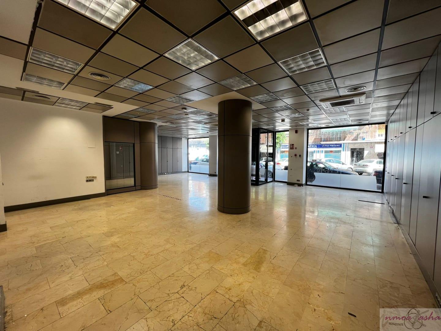 For sale of commercial in Alcalá de Henares