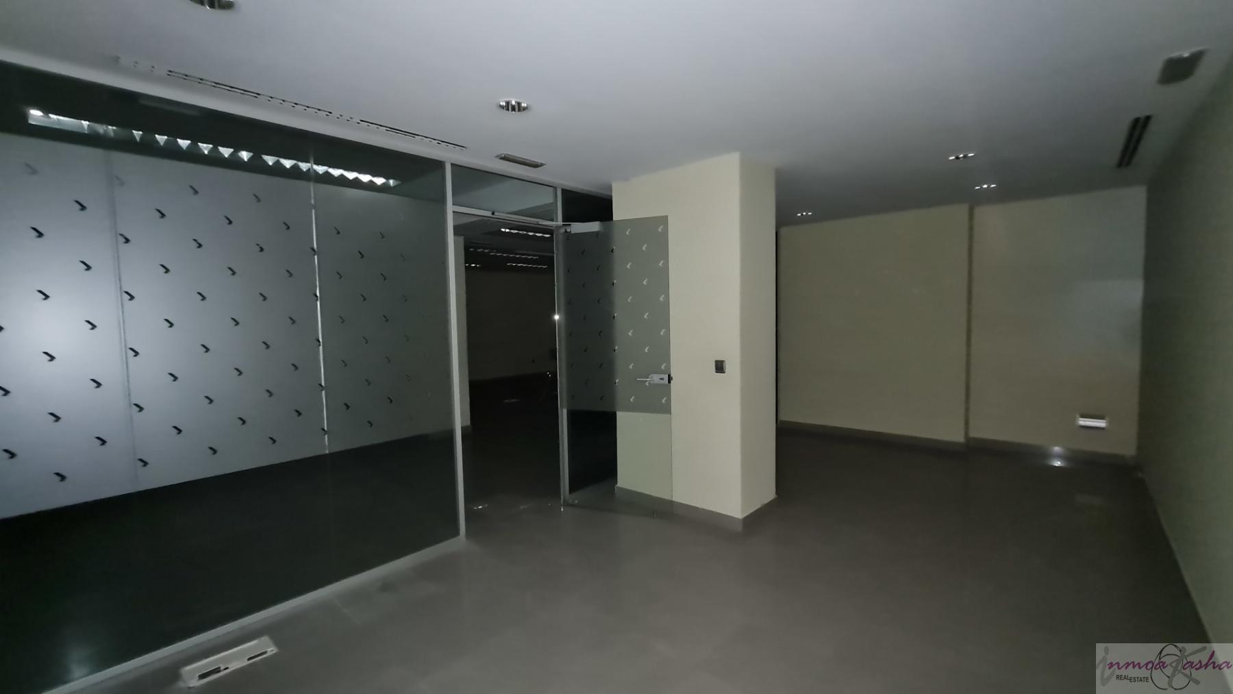 For sale of commercial in Madrid