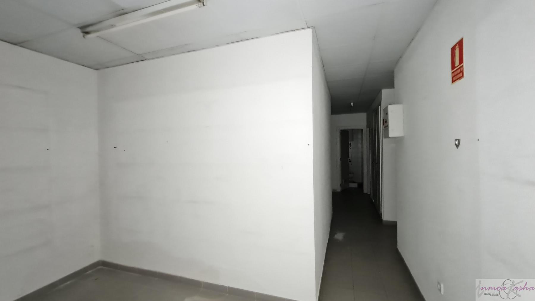 For sale of commercial in Madrid