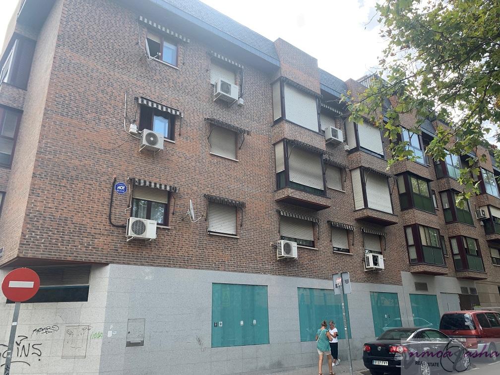 Venta de local comercial en Madrid