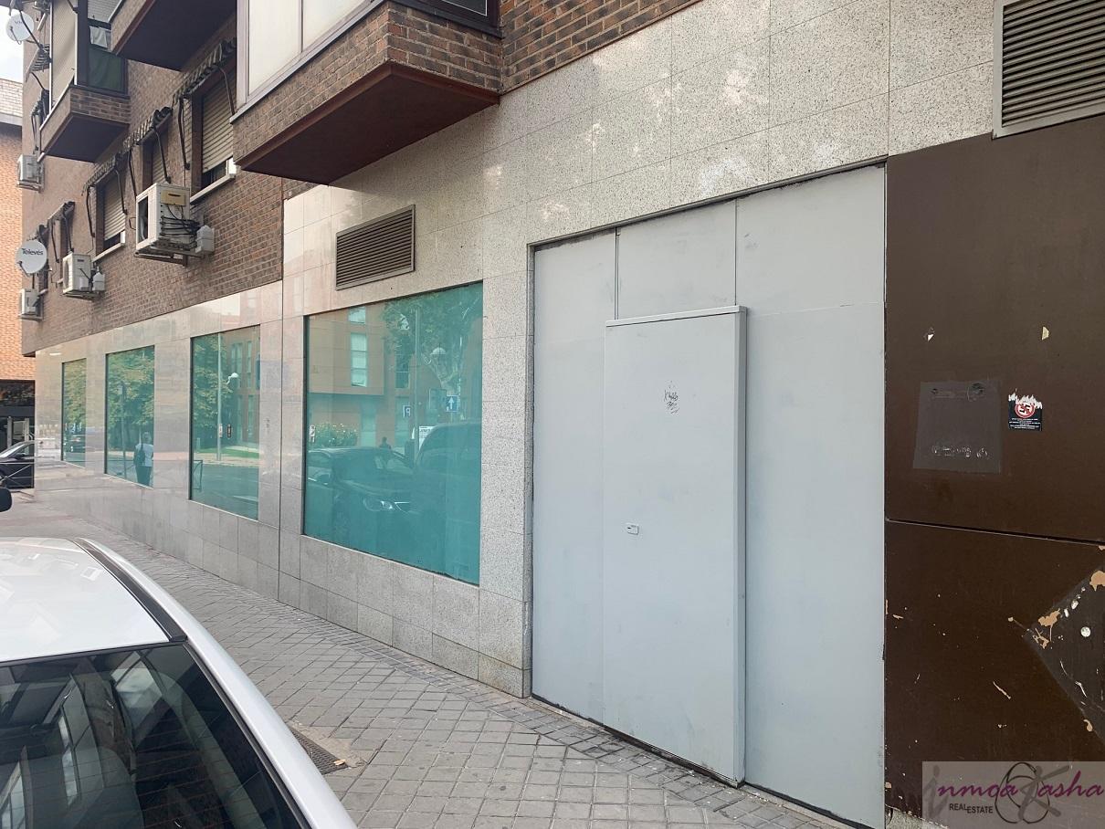 Venta de local comercial en Madrid