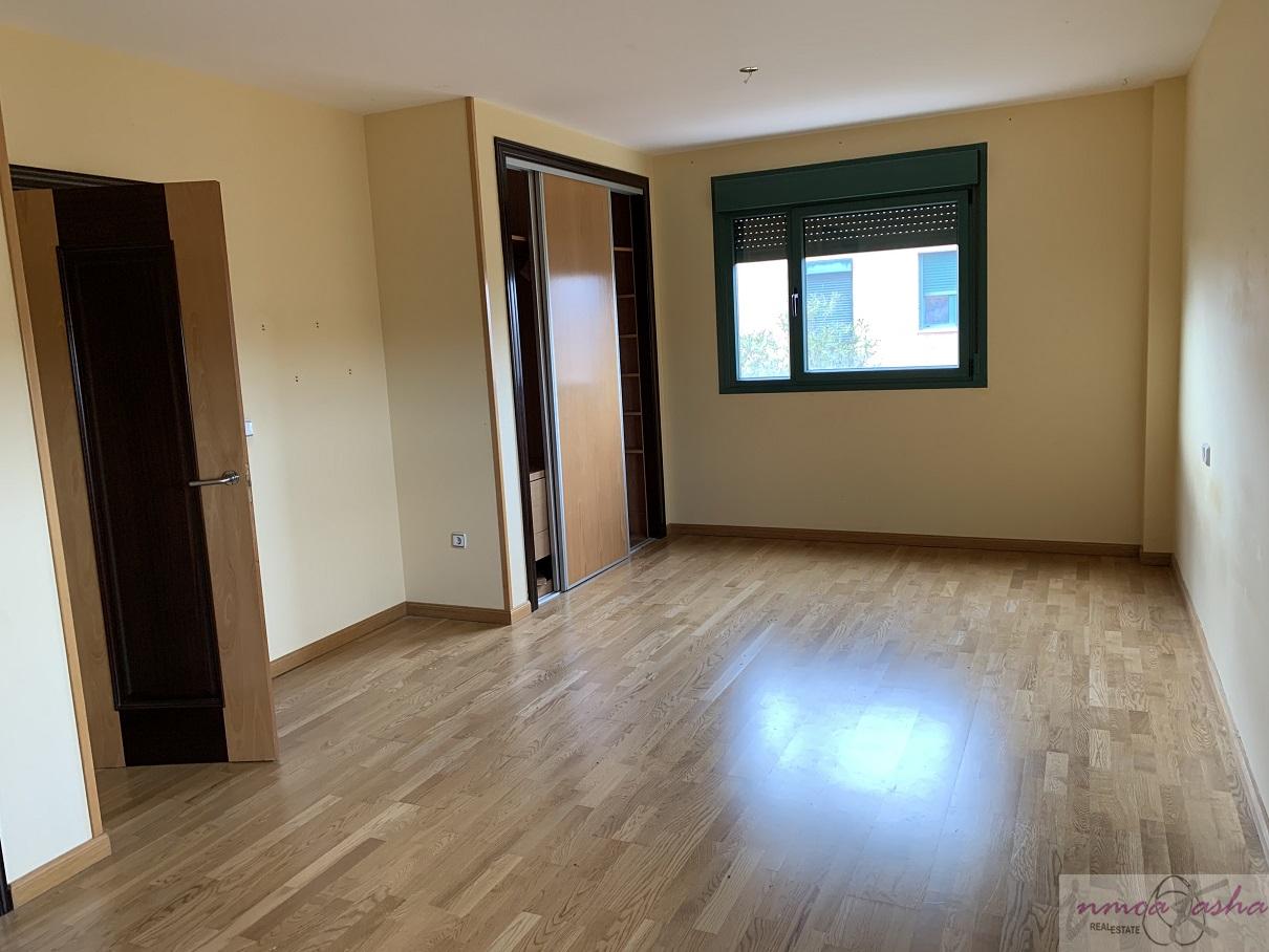 For sale of chalet in Aranjuez