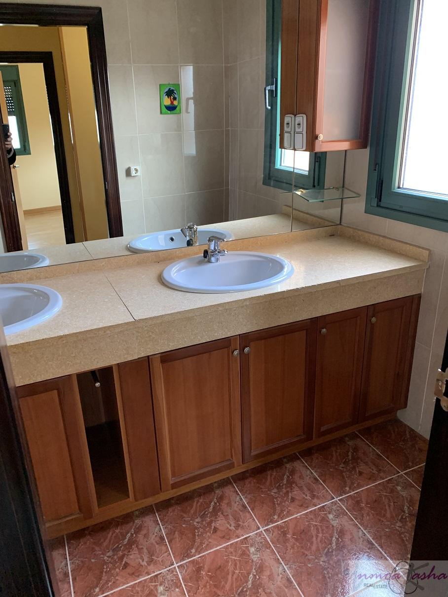 For sale of chalet in Aranjuez
