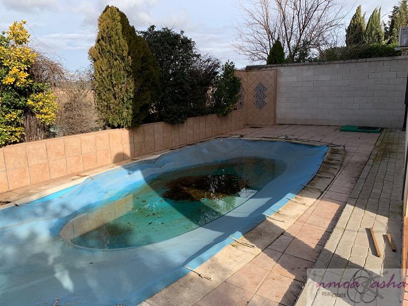 For sale of chalet in Aranjuez