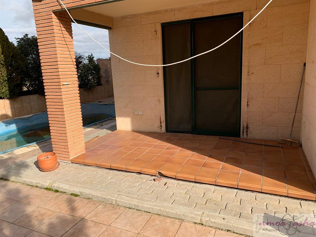 For sale of chalet in Aranjuez