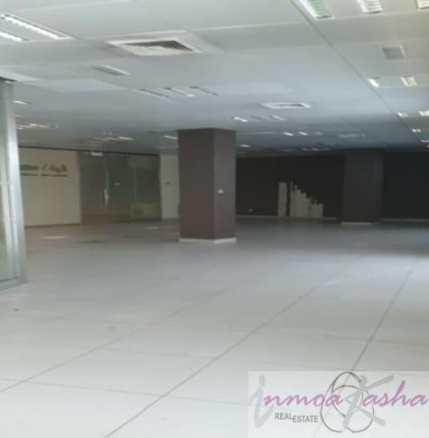 For rent of commercial in Madrid