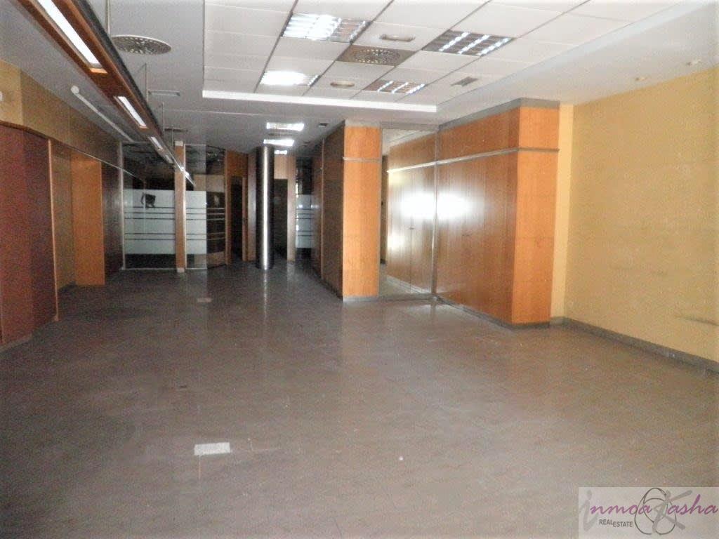 Venta de local comercial en Madrid