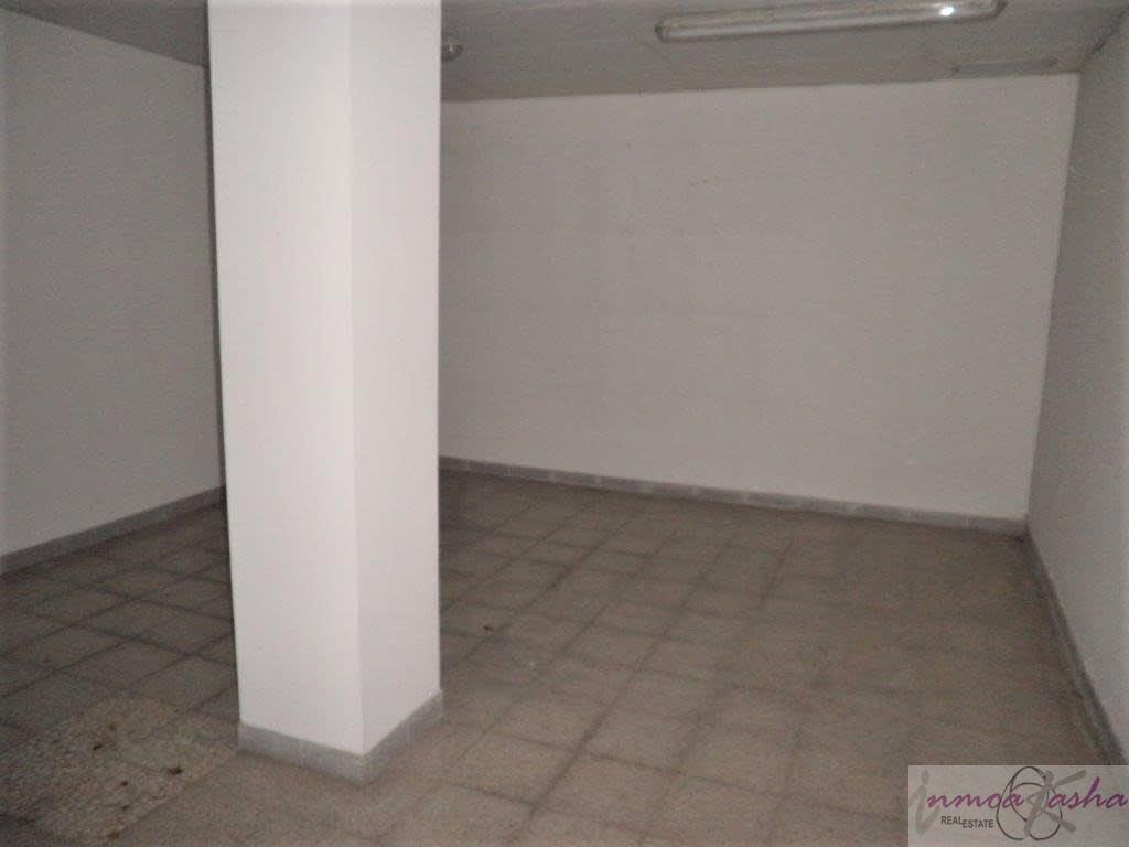 For sale of commercial in Madrid