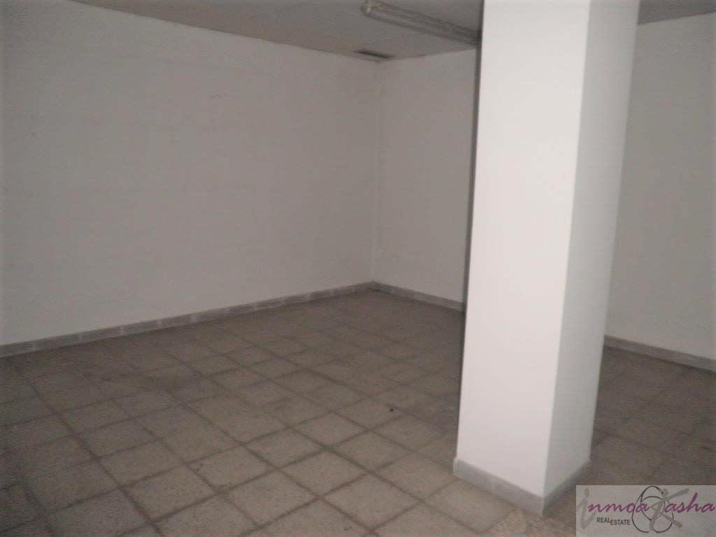 For sale of commercial in Madrid