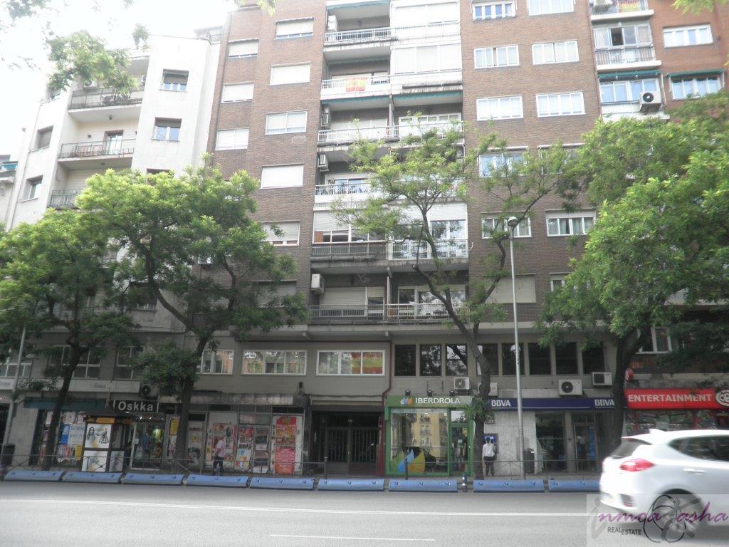Venta de local comercial en Madrid
