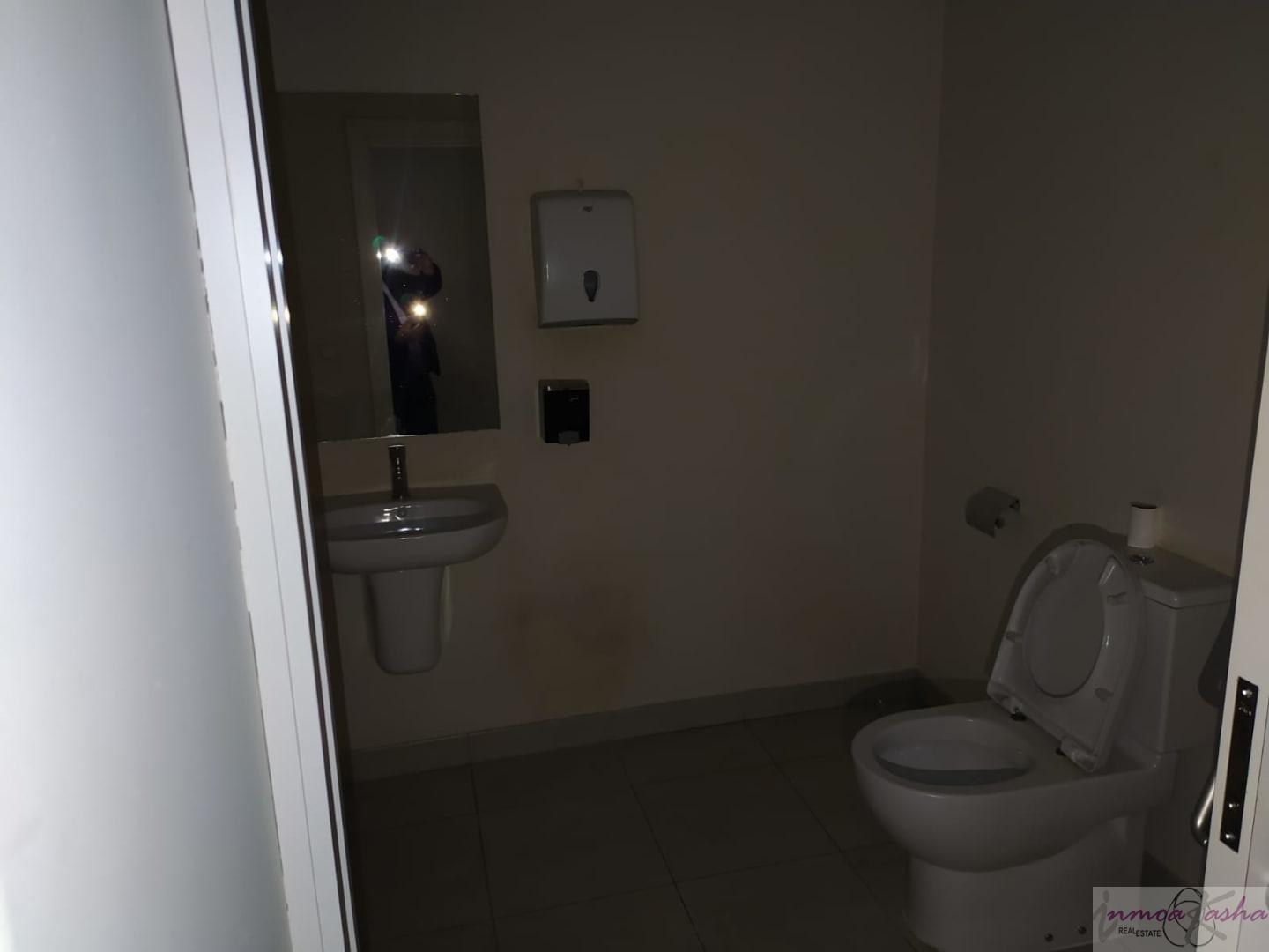 For sale of commercial in Madrid