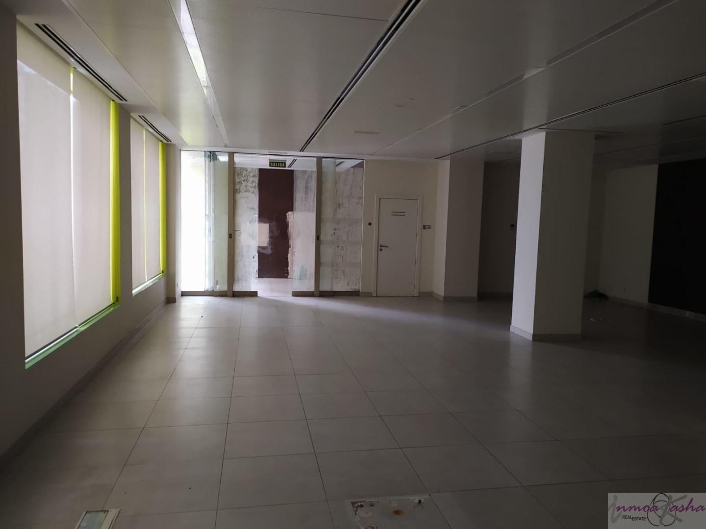 For sale of commercial in Madrid