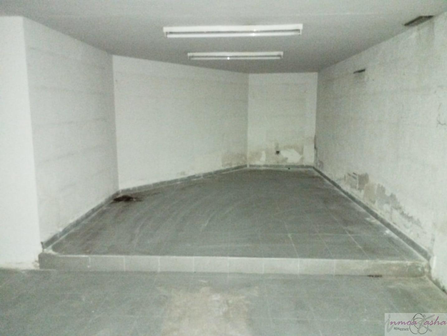 For rent of commercial in Madrid