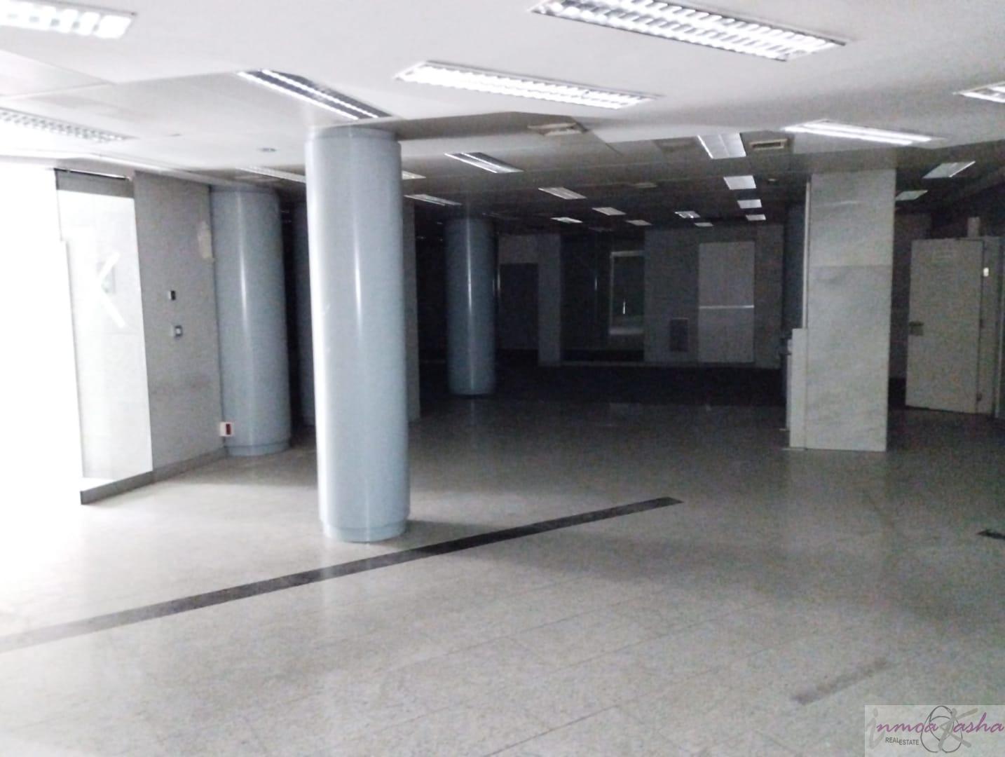 For rent of commercial in Madrid