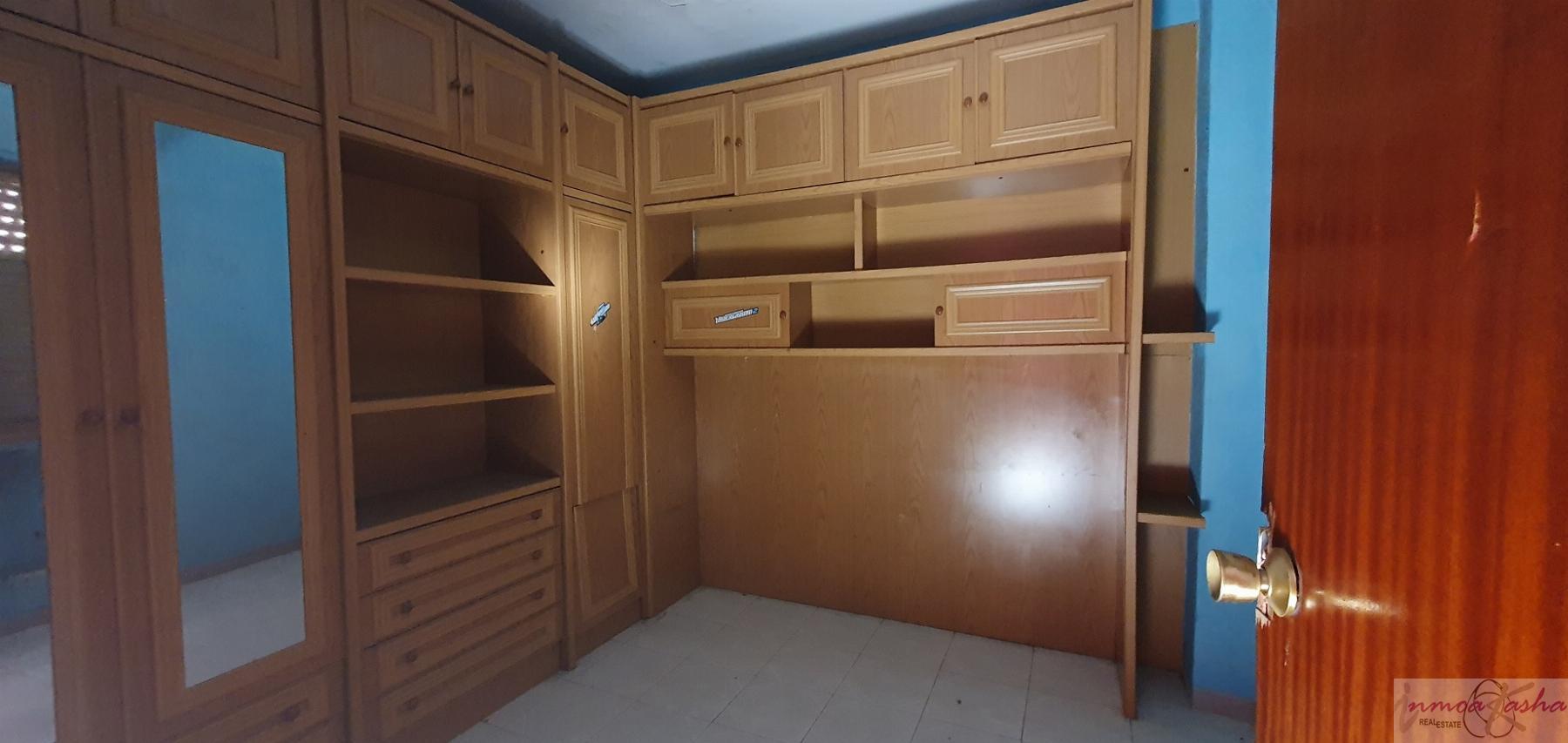 For sale of flat in Madrid