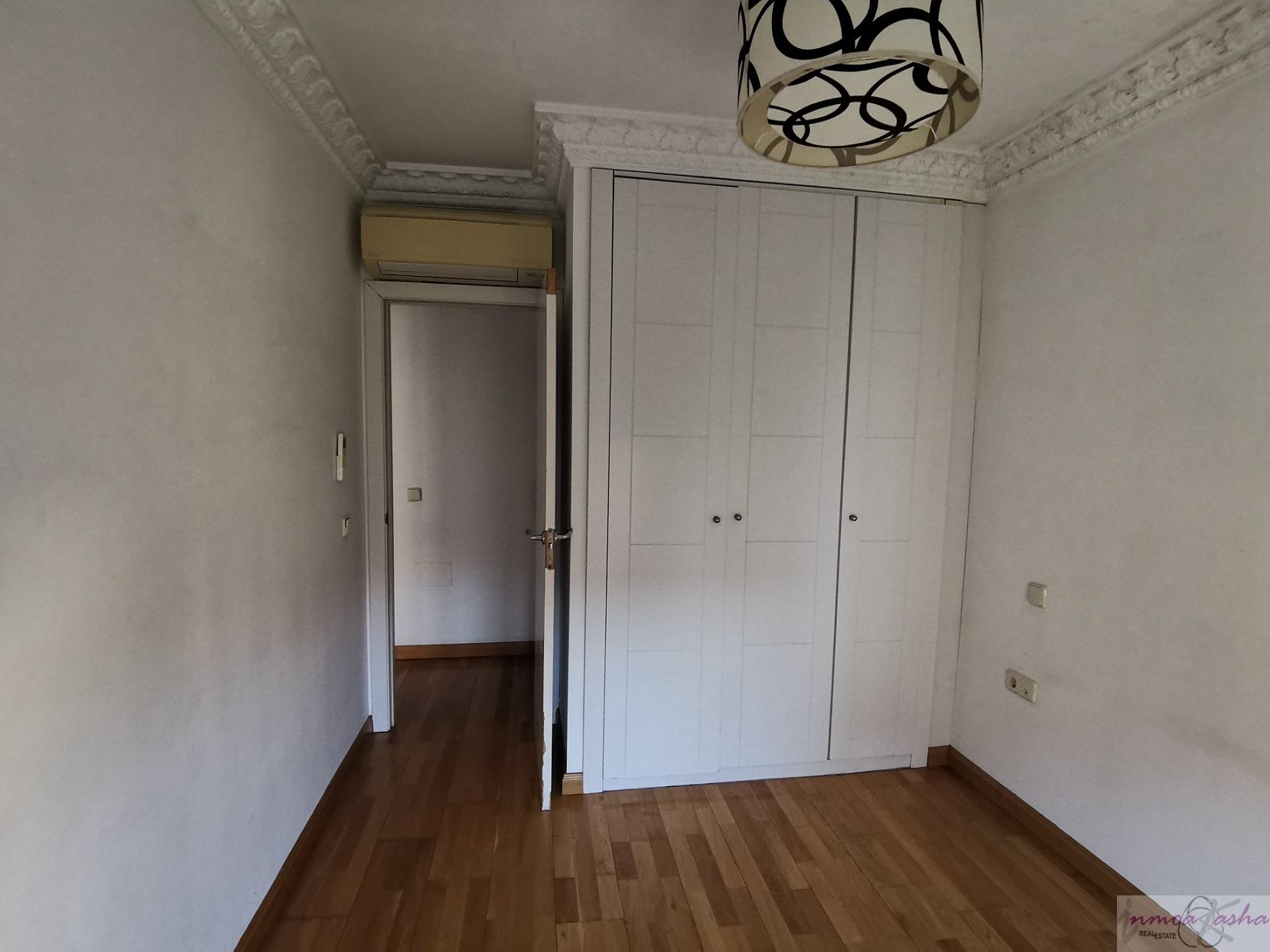For sale of flat in Aranjuez