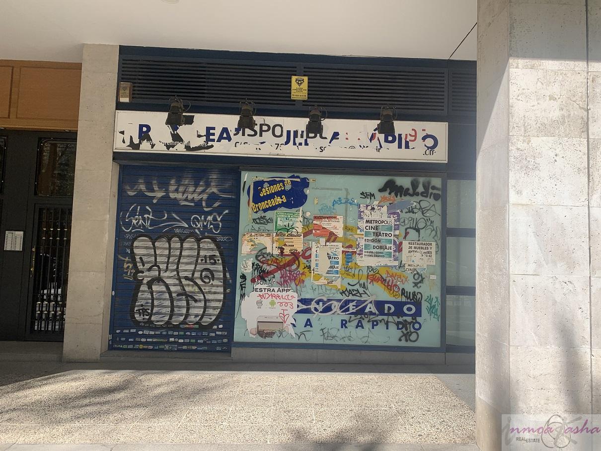 For sale of commercial in Madrid