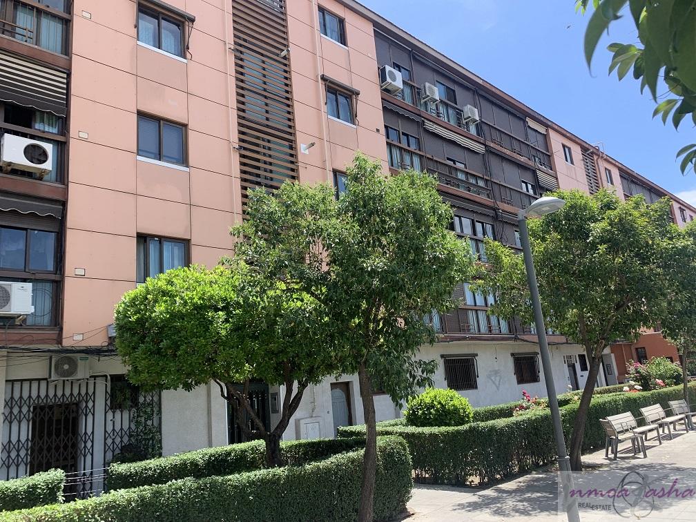 For sale of flat in Coslada