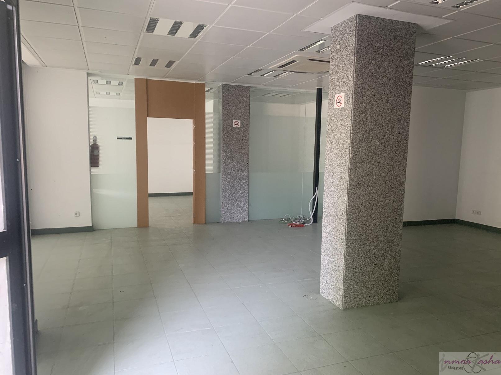 For sale of commercial in Coslada