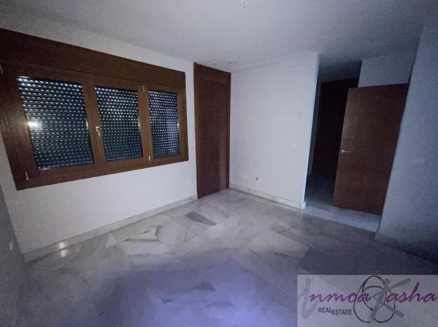 For sale of chalet in Madrid