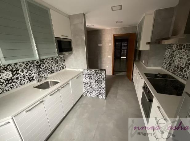 For sale of chalet in Madrid