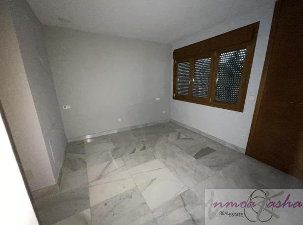 For sale of chalet in Madrid