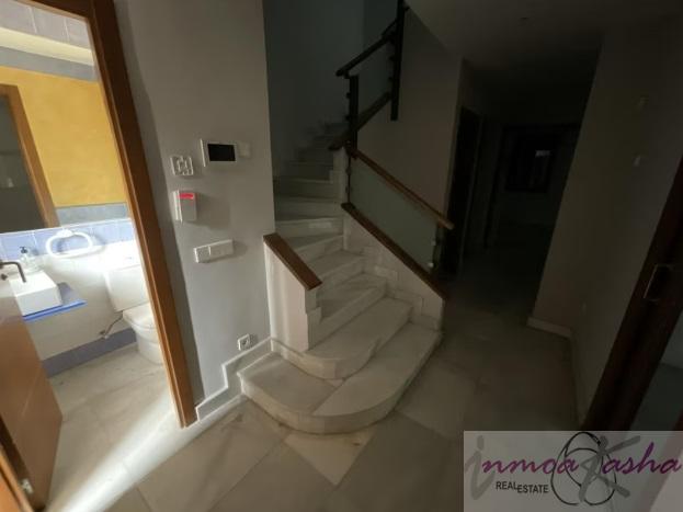 For sale of chalet in Madrid