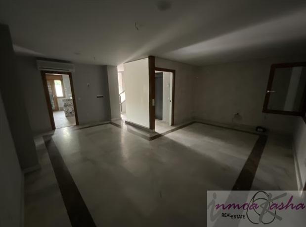 For sale of chalet in Madrid