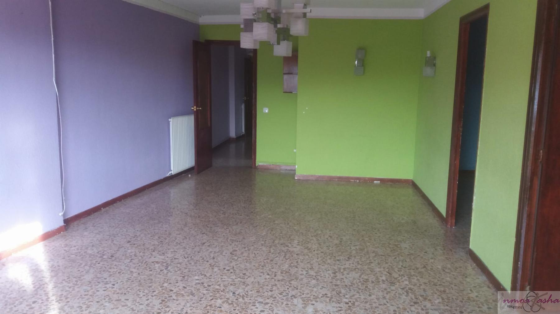 For sale of flat in Guadarrama