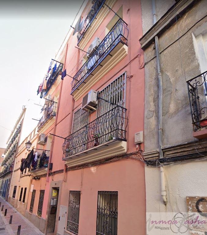 For sale of flat in Madrid