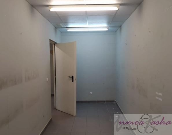 For sale of commercial in Madrid