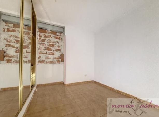 For sale of flat in Madrid