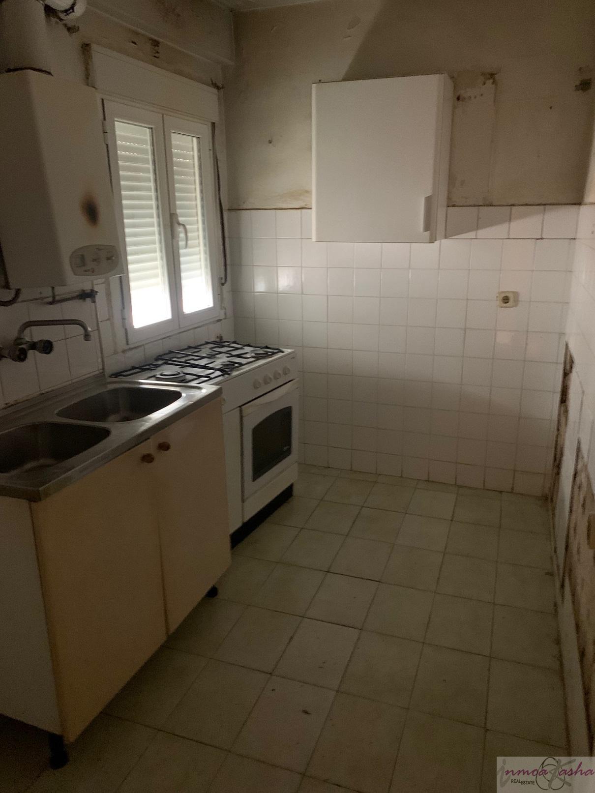 For sale of flat in San Lorenzo de El Escorial