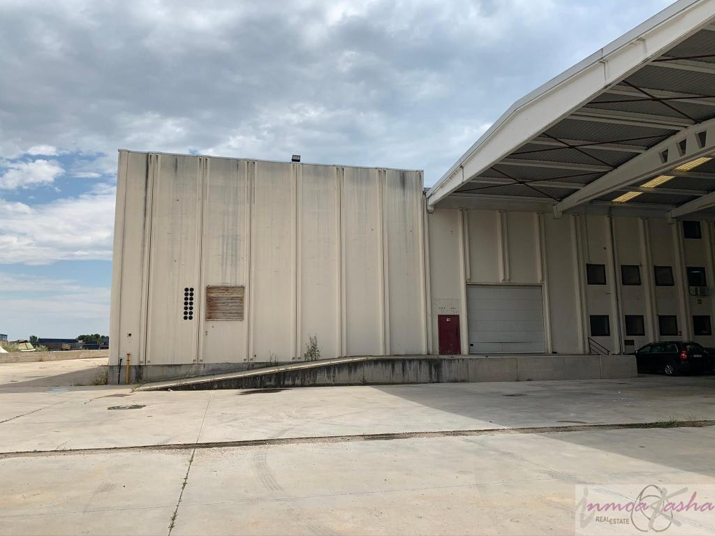 For sale of industrial plant/warehouse in Ajalvir