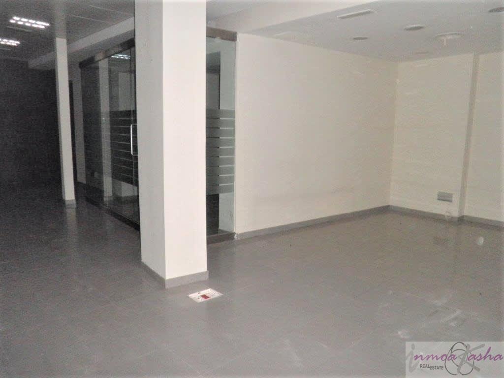 For sale of commercial in Madrid
