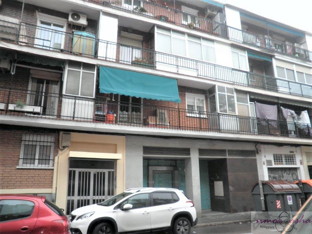 Venta de local comercial en Madrid