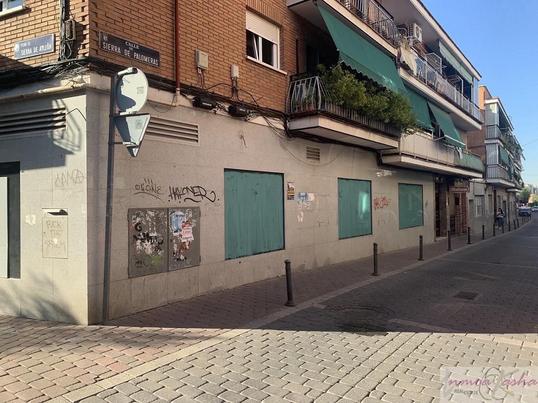 For sale of commercial in Madrid
