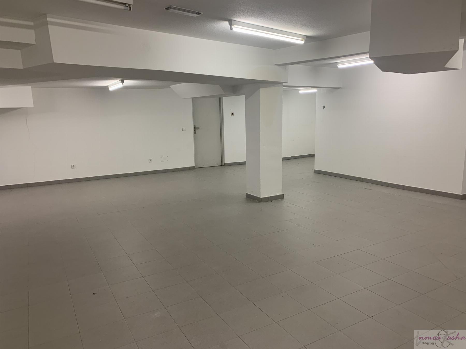For sale of commercial in Madrid