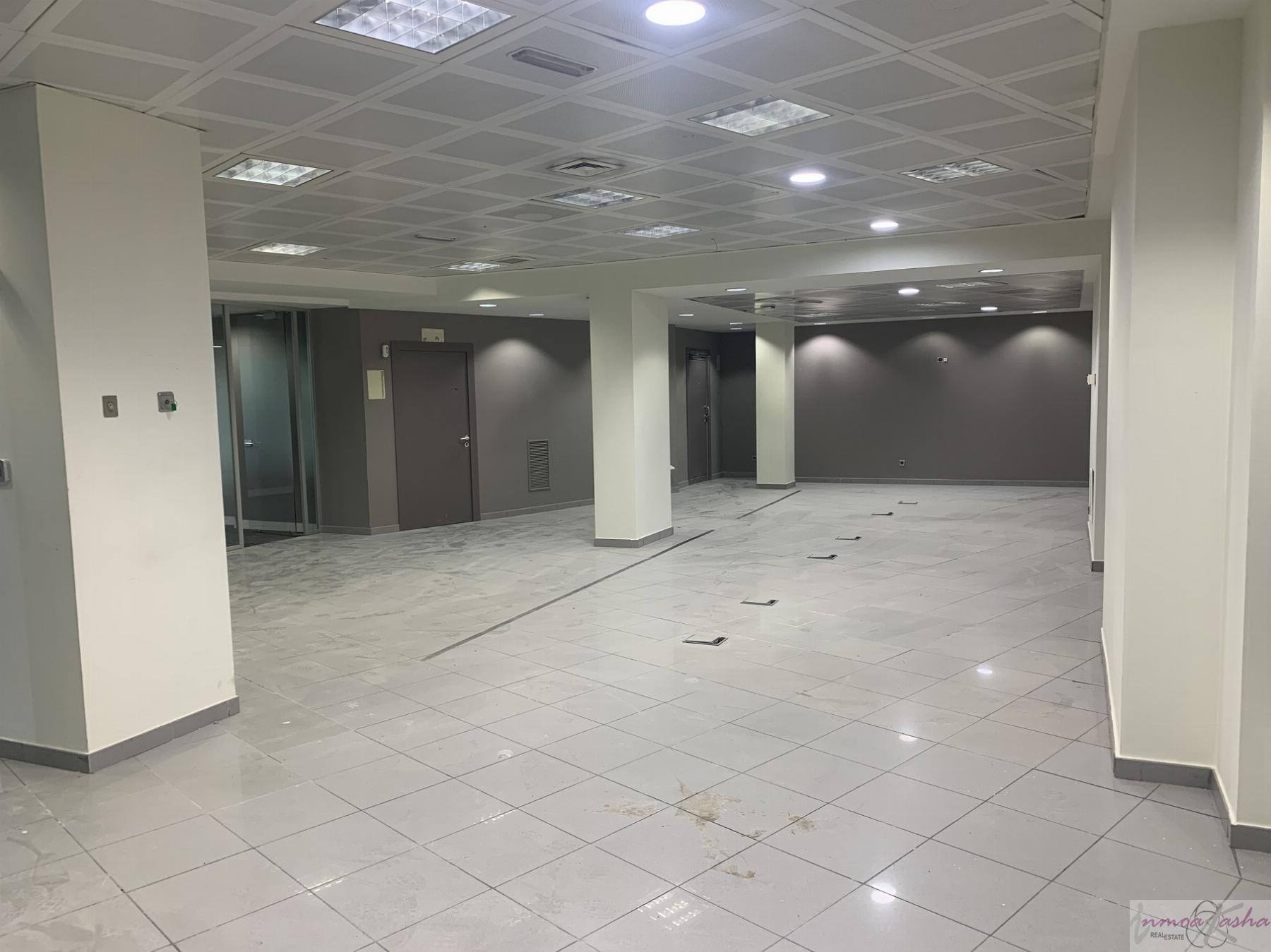 For sale of commercial in Madrid