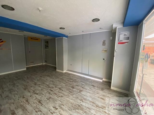 For sale of commercial in Madrid