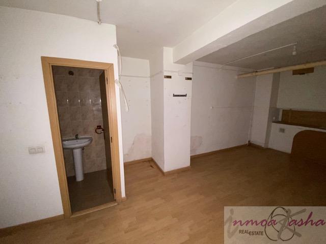 For sale of commercial in Madrid