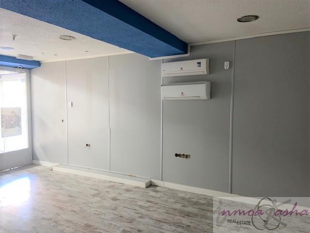 For sale of commercial in Madrid